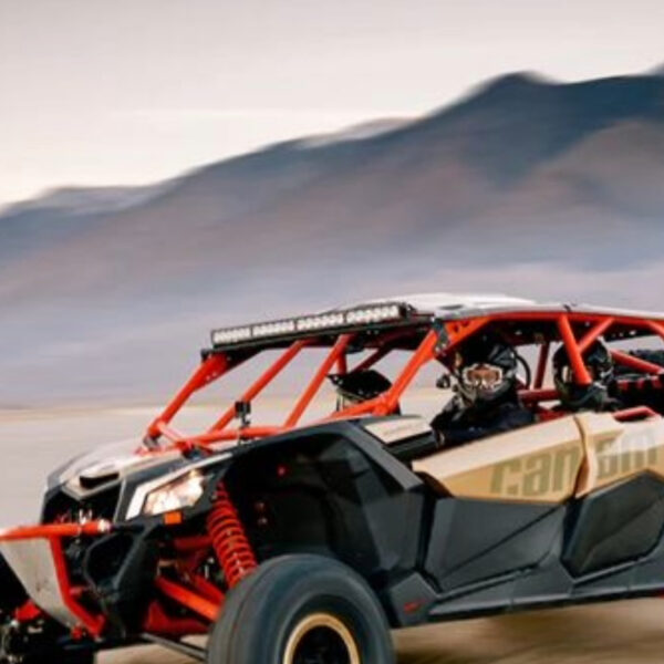 4-seater Can-Am Maverick